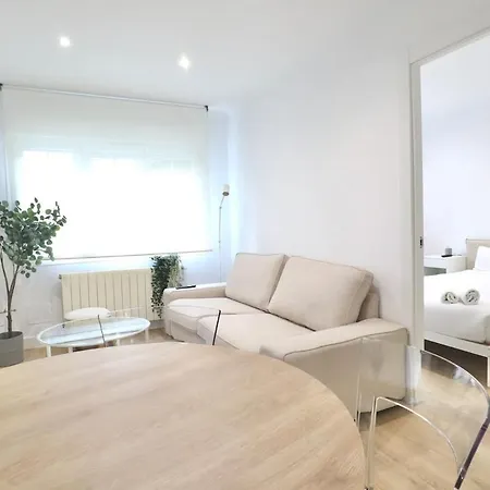 Notel Club - Calido Y Romantico * Сантандер